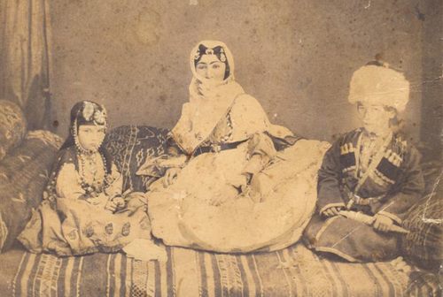 2020_05_08_Hurshidbanu_Natavan_with_her_children_2.jpg