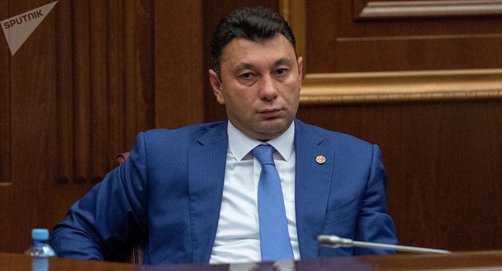 2020_02_15_Sharmazanov-Tolkova_avtogolove_vav_vratata_na_Armeniya)Nagorni_Karabah.jpg