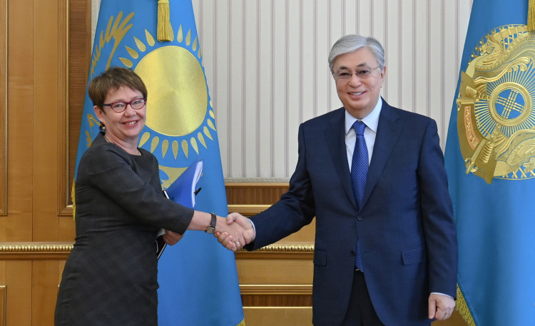 2021_09_22_Kazakh_President_Kassym-Jomart-Tokayev_with_Odile_Renaud-Basso_EBRD_1.jpg
