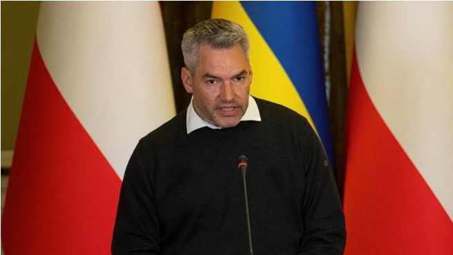 2022_04_28_Austrian Chancellor Karl Nehammer—A Putin Critic.jpg