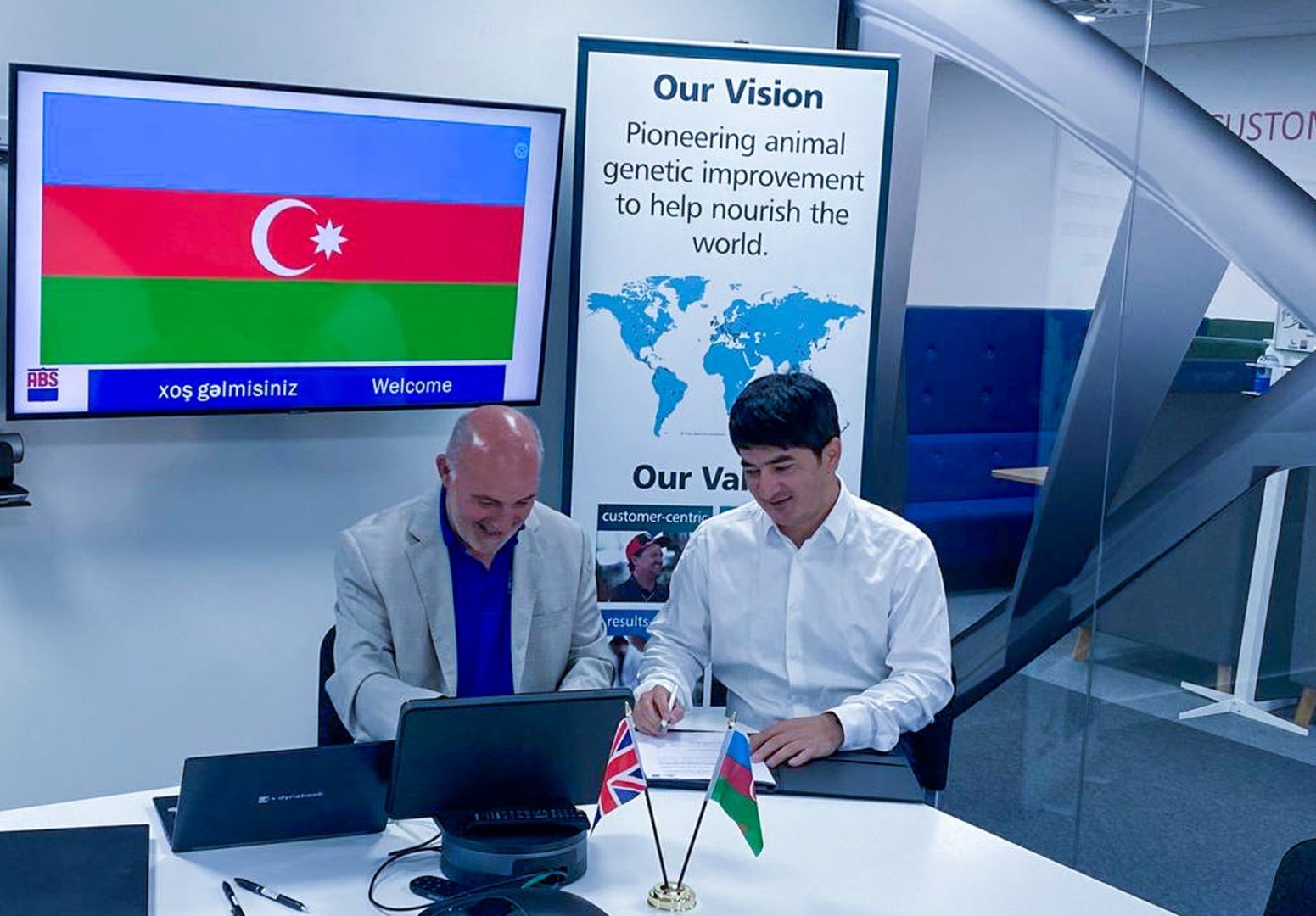 2023_08_25_Azerbaijan-UK sign memorandum on livestock development.jpg