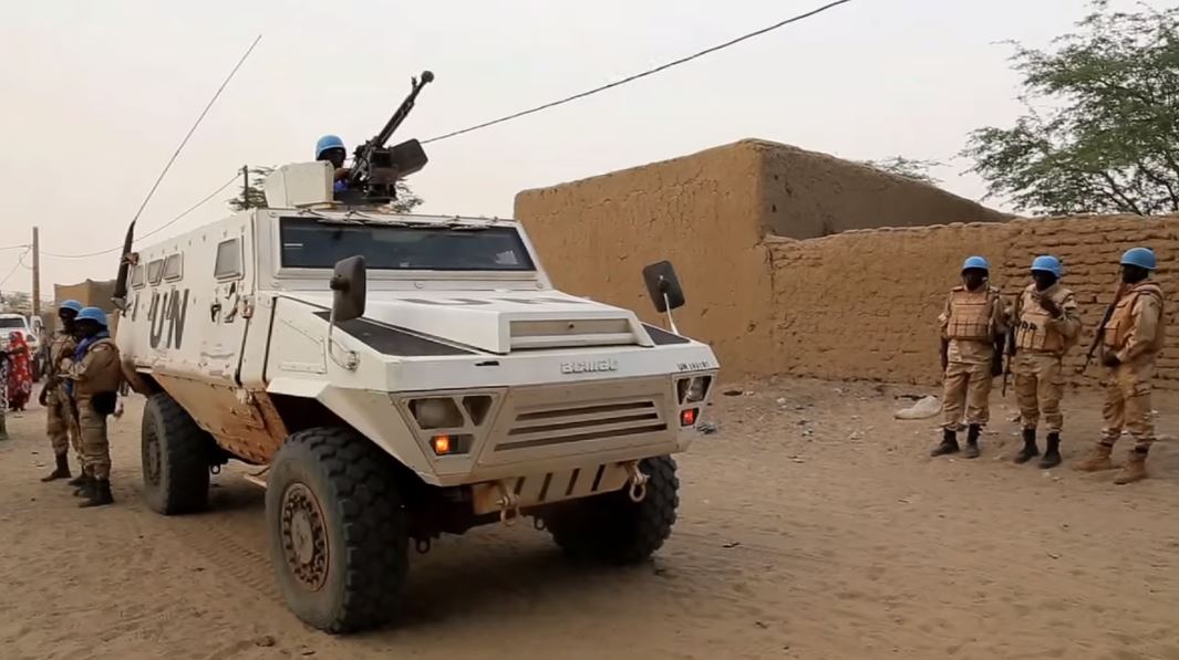2024_05_29_armoured_vehicle_bastion_used_by_the_blue_helmets_of_the_minusma_in_the_goundam_array-mali_april_2015.jpg