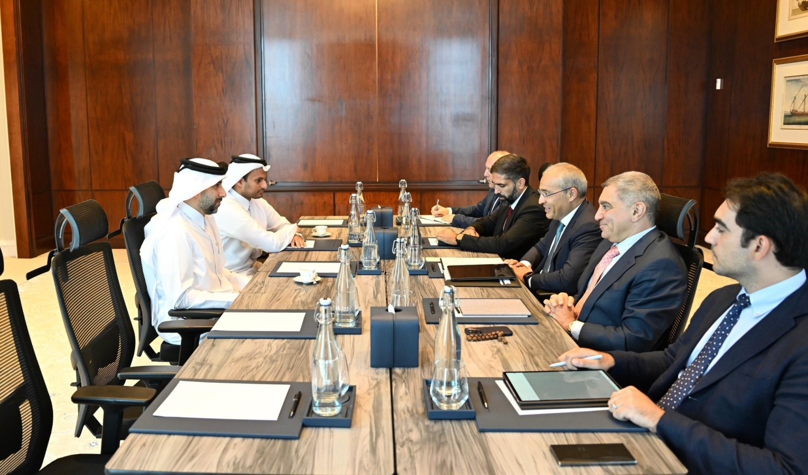 Азербайджан и Катар обсудили возможности укрепления совместной инвестиционной деятельности