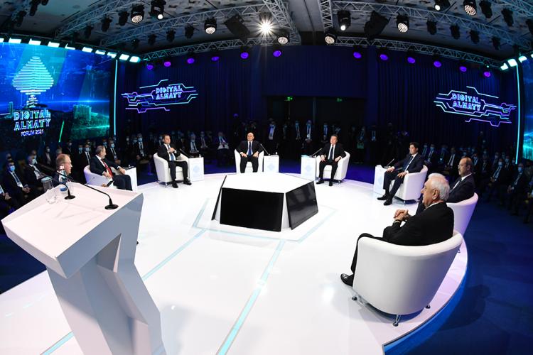 2021_05_03_The plenary session of the International Digital Almaty forum.jpg