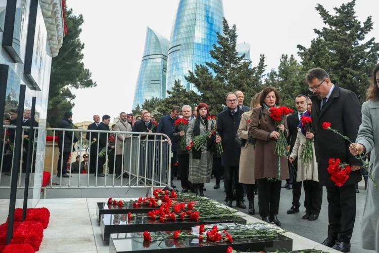 EU Ambassadors commemorate victims of 1990 Black January