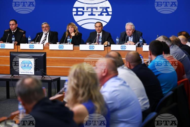 Кръгла маса в София, разисква въпросите на разминирането, възстановяването и връщането на вътрешно разселените лица в освободените райони на Азербайджан