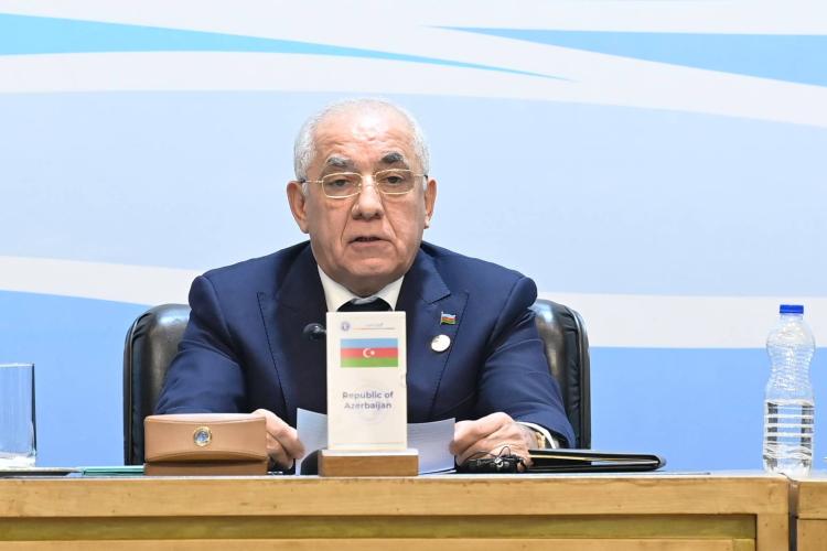 Премиерът на Азербайджан - Али Асадов поздрави новоназначения министър-председател на Украйна